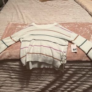 Size small juniors sweater